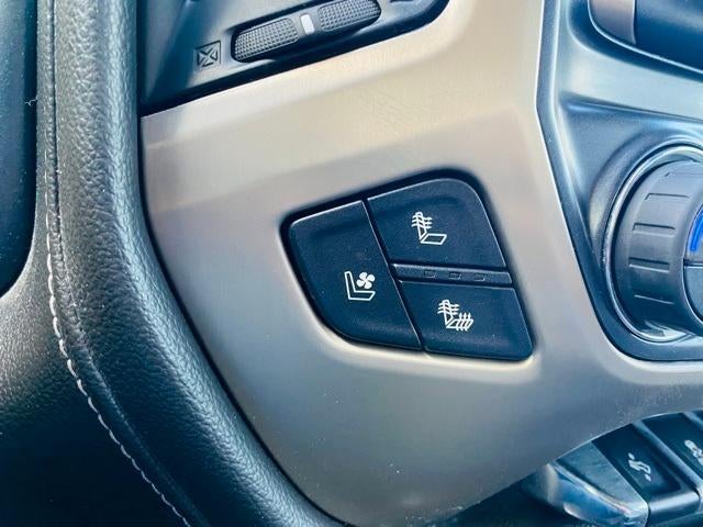 2017 GMC Sierra 1500 Crew Cab Short Box 4-Wheel Drive Denali