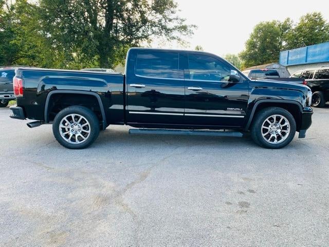 2017 GMC Sierra 1500 Crew Cab Short Box 4-Wheel Drive Denali