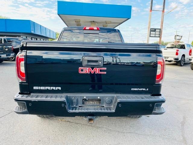2017 GMC Sierra 1500 Crew Cab Short Box 4-Wheel Drive Denali