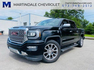 2017 GMC Sierra 1500 Crew Cab Short Box 4-Wheel Drive Denali