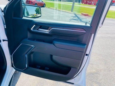 2022 GMC Sierra 1500 Crew Cab Short Box 4-Wheel Drive SLT