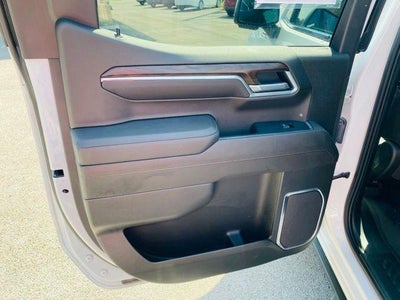 2022 GMC Sierra 1500 Crew Cab Short Box 4-Wheel Drive SLT