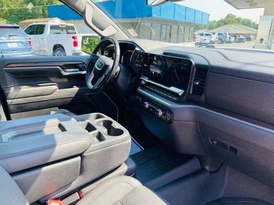 2022 GMC Sierra 1500 Crew Cab Short Box 4-Wheel Drive SLT