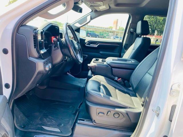 2022 GMC Sierra 1500 Crew Cab Short Box 4-Wheel Drive SLT