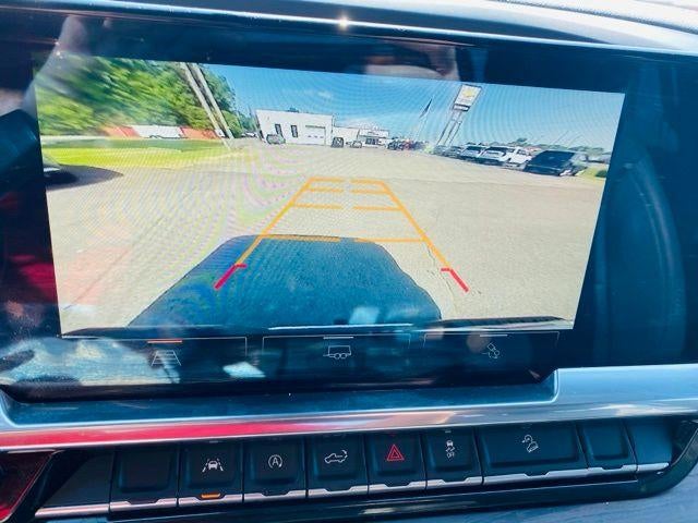 2022 GMC Sierra 1500 Crew Cab Short Box 4-Wheel Drive SLT