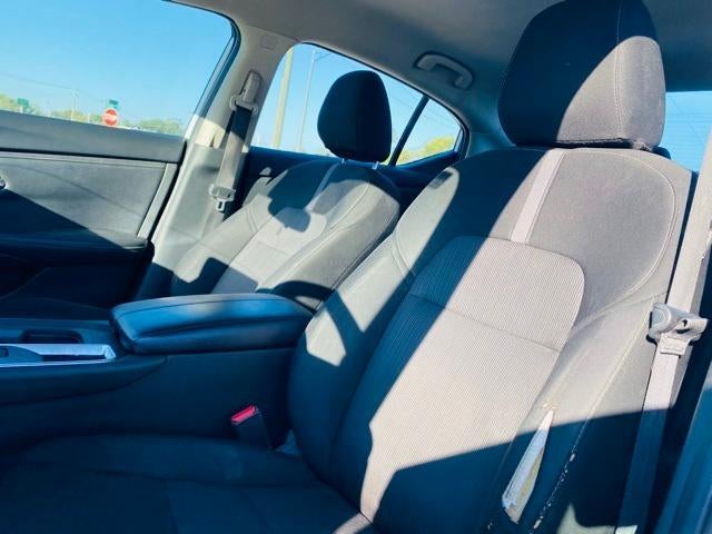 2023 Nissan Sentra SV CVT