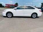 2017 Toyota Camry LE Auto (SE)