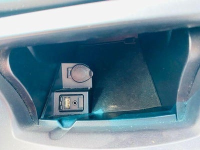 2017 Toyota Camry LE Auto (SE)