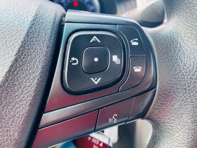 2017 Toyota Camry LE Auto (SE)