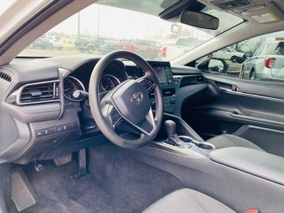 2021 Toyota Camry LE Auto (SE)