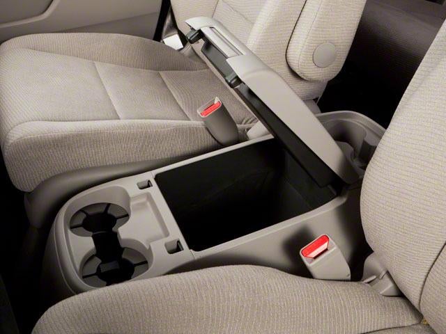 2010 Honda Odyssey EX with DVD Rear Entertainment System