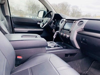 2015 Toyota Tundra 4WD Truck 4WD CrewMax Short Bed 5.7L FFV TRD Pro (Natl)