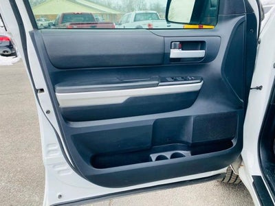 2015 Toyota Tundra 4WD Truck 4WD CrewMax Short Bed 5.7L FFV TRD Pro (Natl)