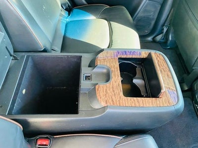 2017 Nissan Armada 4x2 Platinum