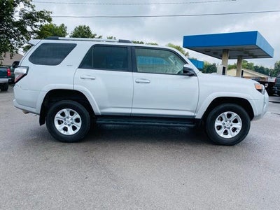 2024 Toyota 4Runner SR5 4WD (GS)