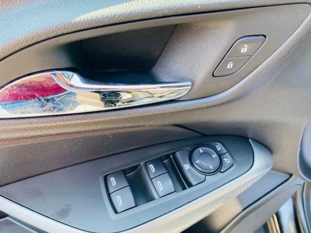 2025 Chevrolet Trax FWD 4dr 1RS