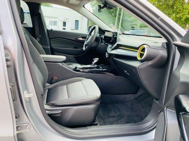 2024 Chevrolet Trax FWD 4dr LT