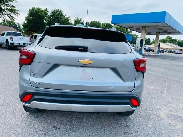 2024 Chevrolet Trax FWD 4dr LT