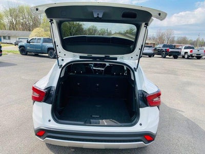 2025 Chevrolet Trax FWD 4dr LT