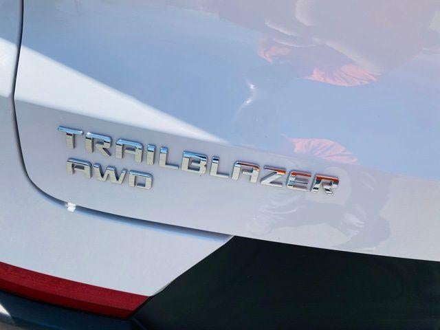 2023 Chevrolet Trailblazer AWD 4dr LS